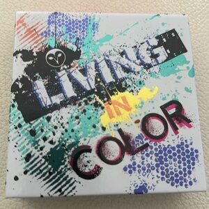 Living in Color Eyeshadow Palette